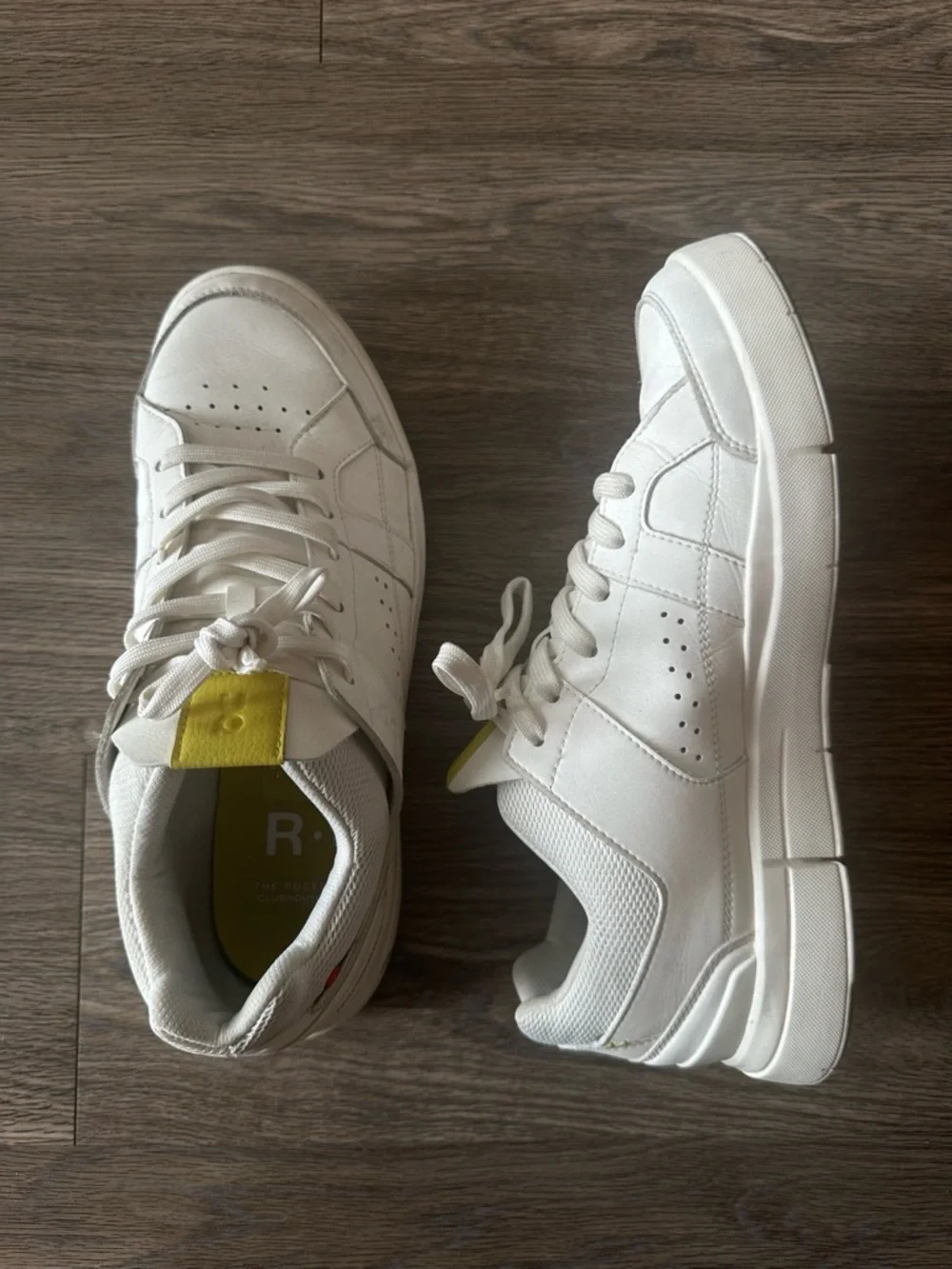 On Cloud x The Roger Men's White Sneakers - Picture 7 of 8